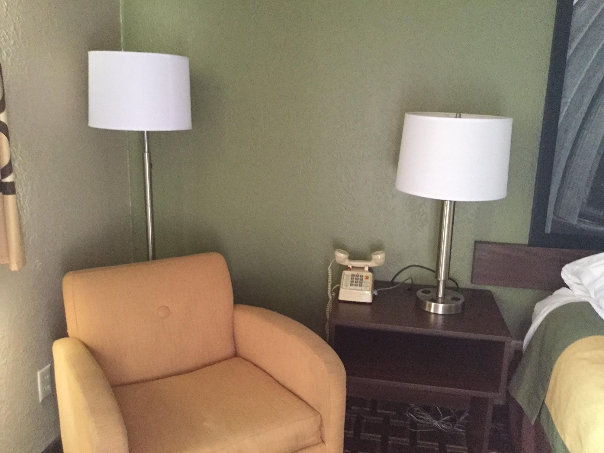 Super 8 By Wyndham Youngstown/Austintown Екстериор снимка