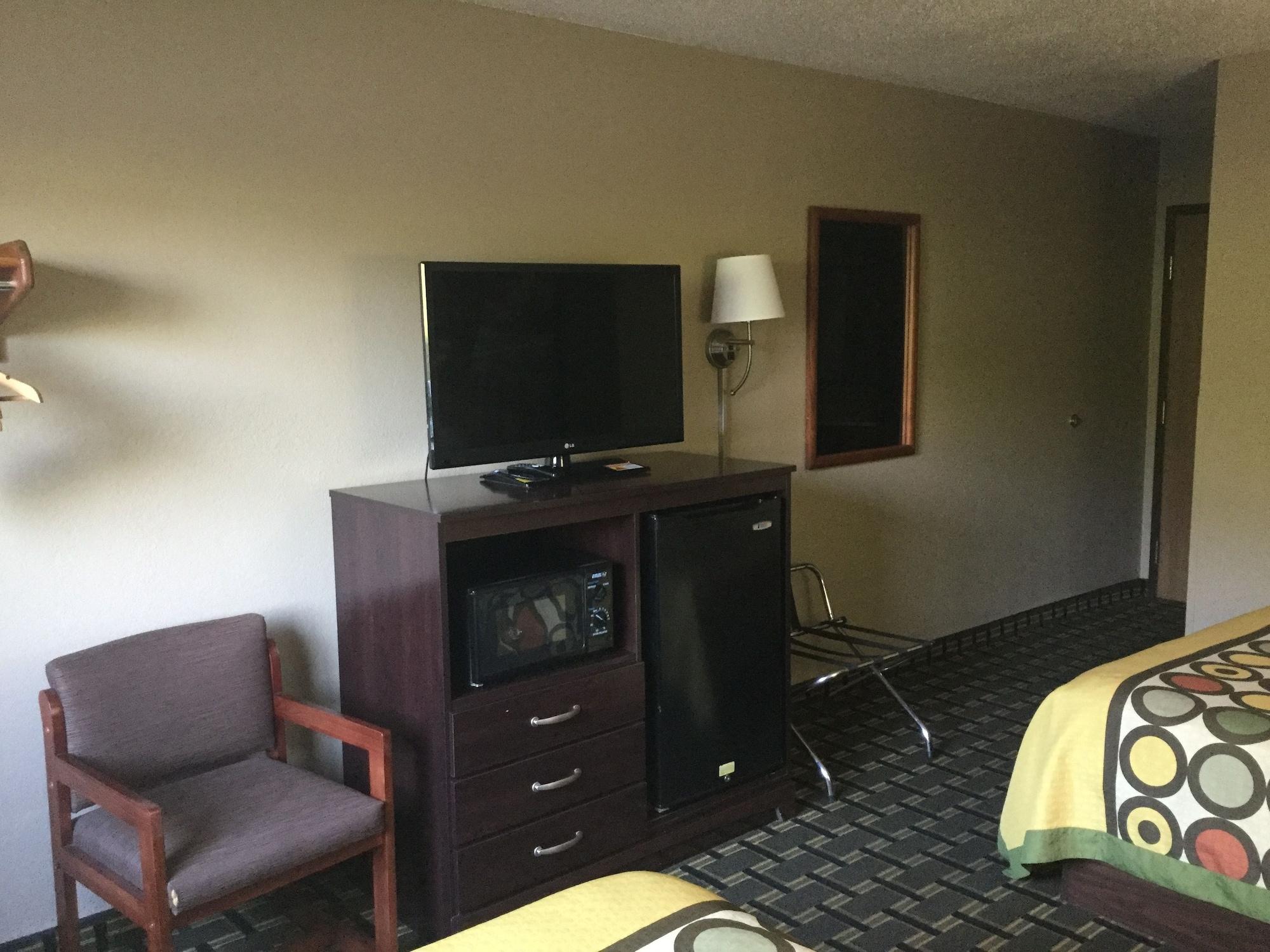 Super 8 By Wyndham Youngstown/Austintown Екстериор снимка