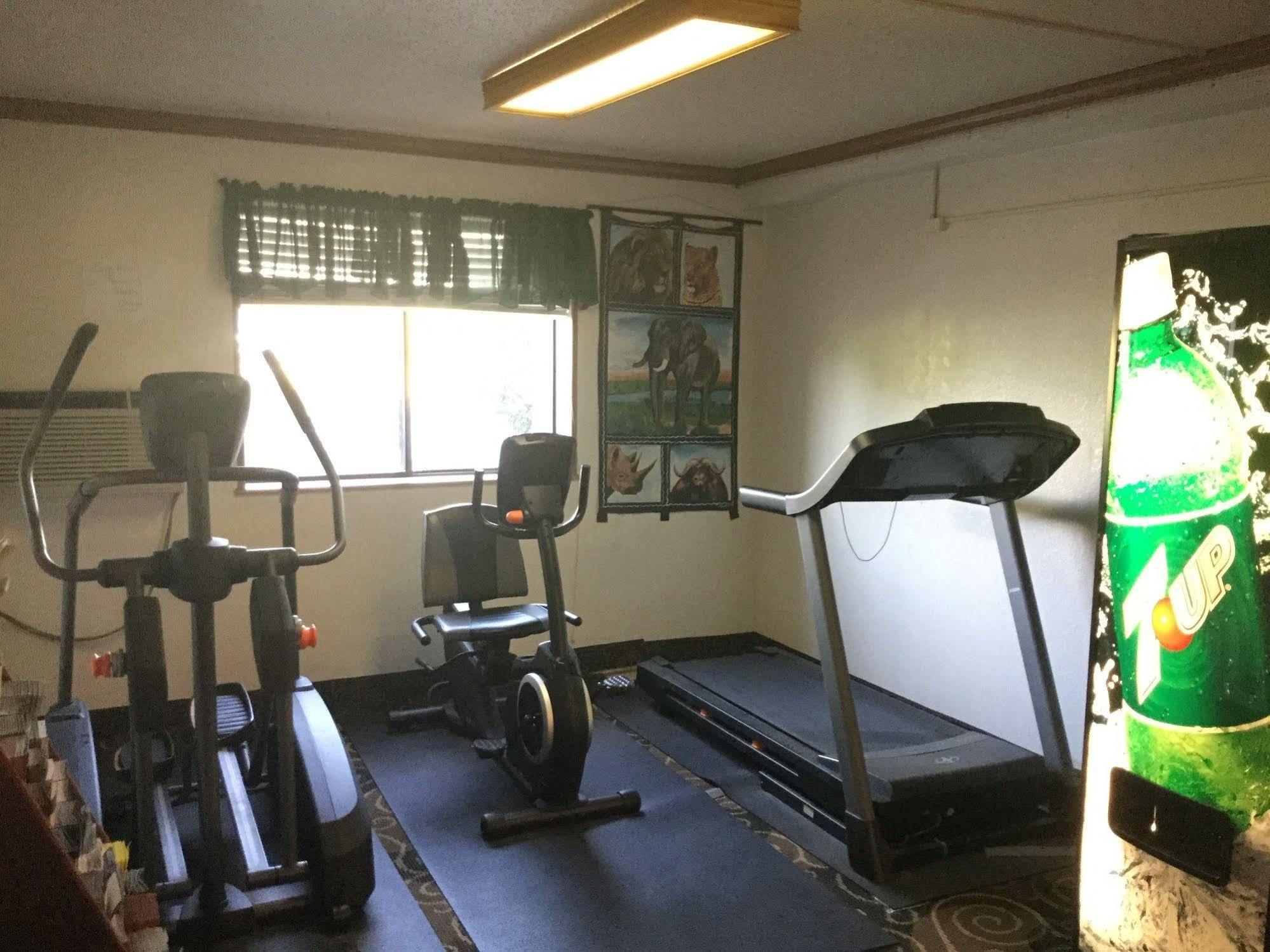Super 8 By Wyndham Youngstown/Austintown Екстериор снимка